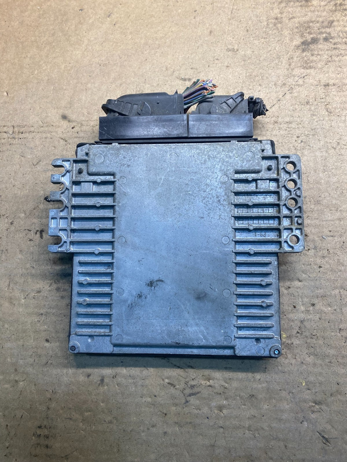 2005 Nissan Pathfinder Engine Control Module ECM MEC35-752 A1 aa2789  DG1