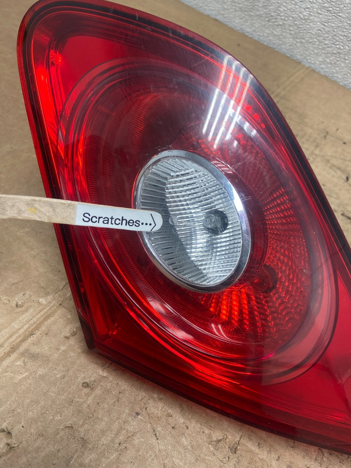 2009-2012 Volkswagen CC Right Passenger RH Side Tail Light Inner Trunk Y6837 DW3