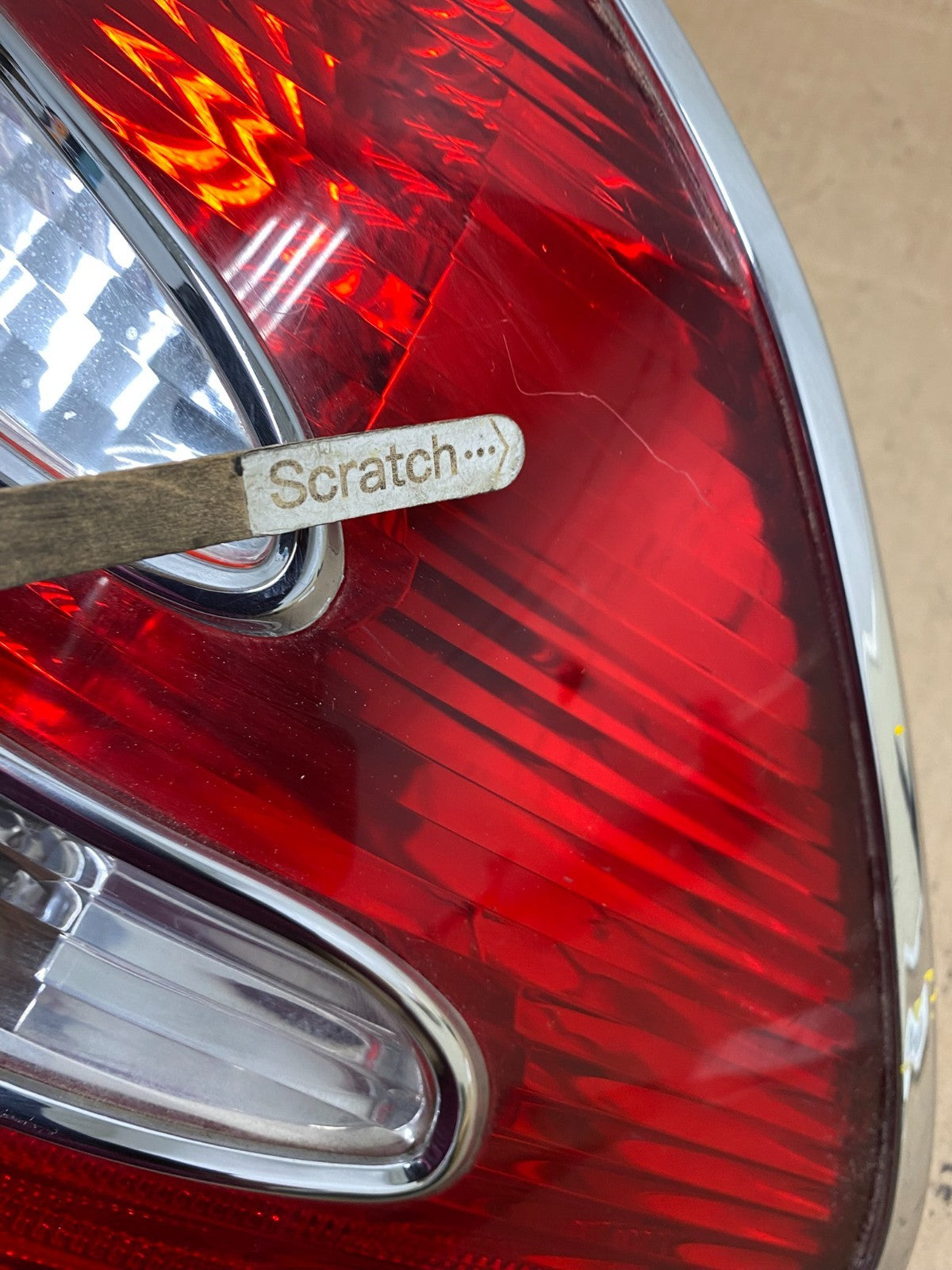 No Led 2003-2006 Mercedes E Class Sedan Right Passenger Side Tail Light R7745 DW3