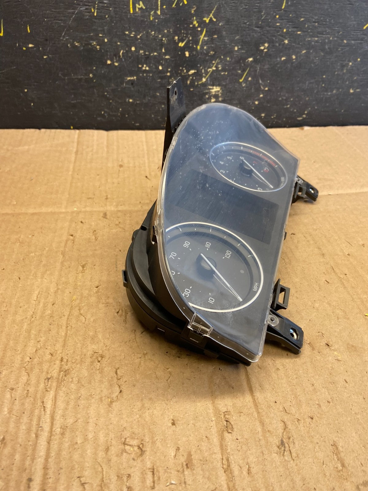 2013 2014 2015 Land Rover LR2 Speedometer Cluster Gauge Oem aa8055 DG2