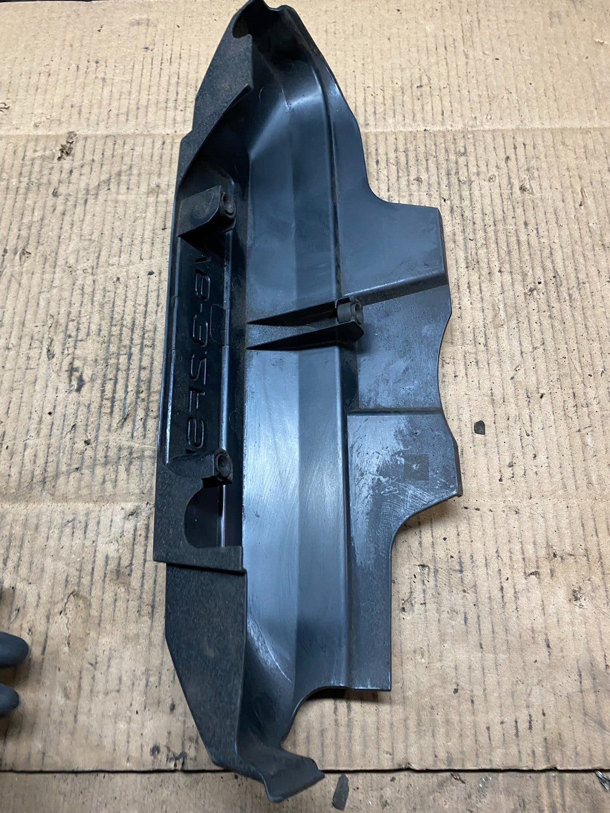 2006 to 2008 Audi A6 3.2L Engine Motor Cover t6627 DG7