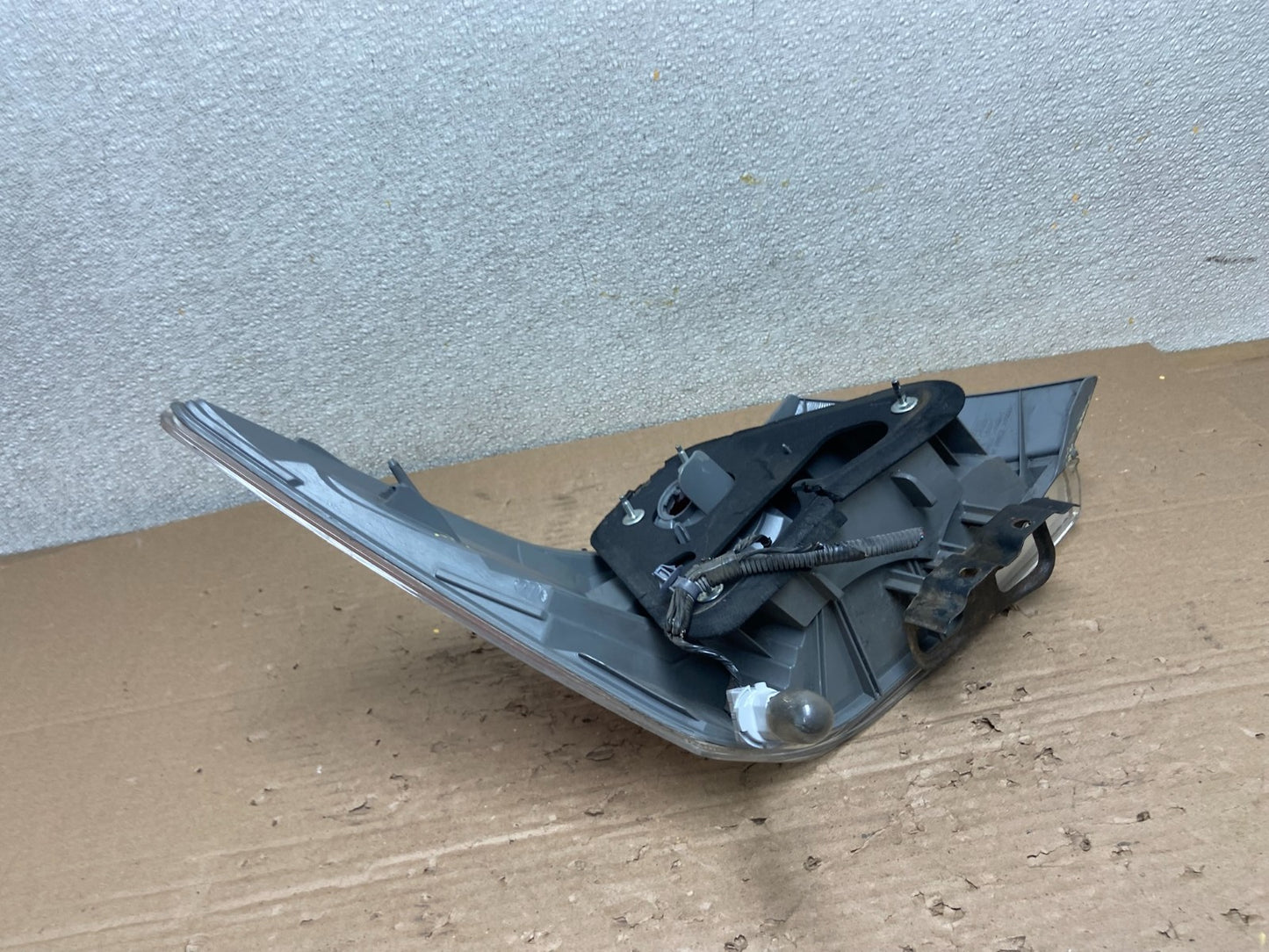 2008 to 2012 Honda Accord Sedan Tail light Right Passenger RH Side AB1610 DW5