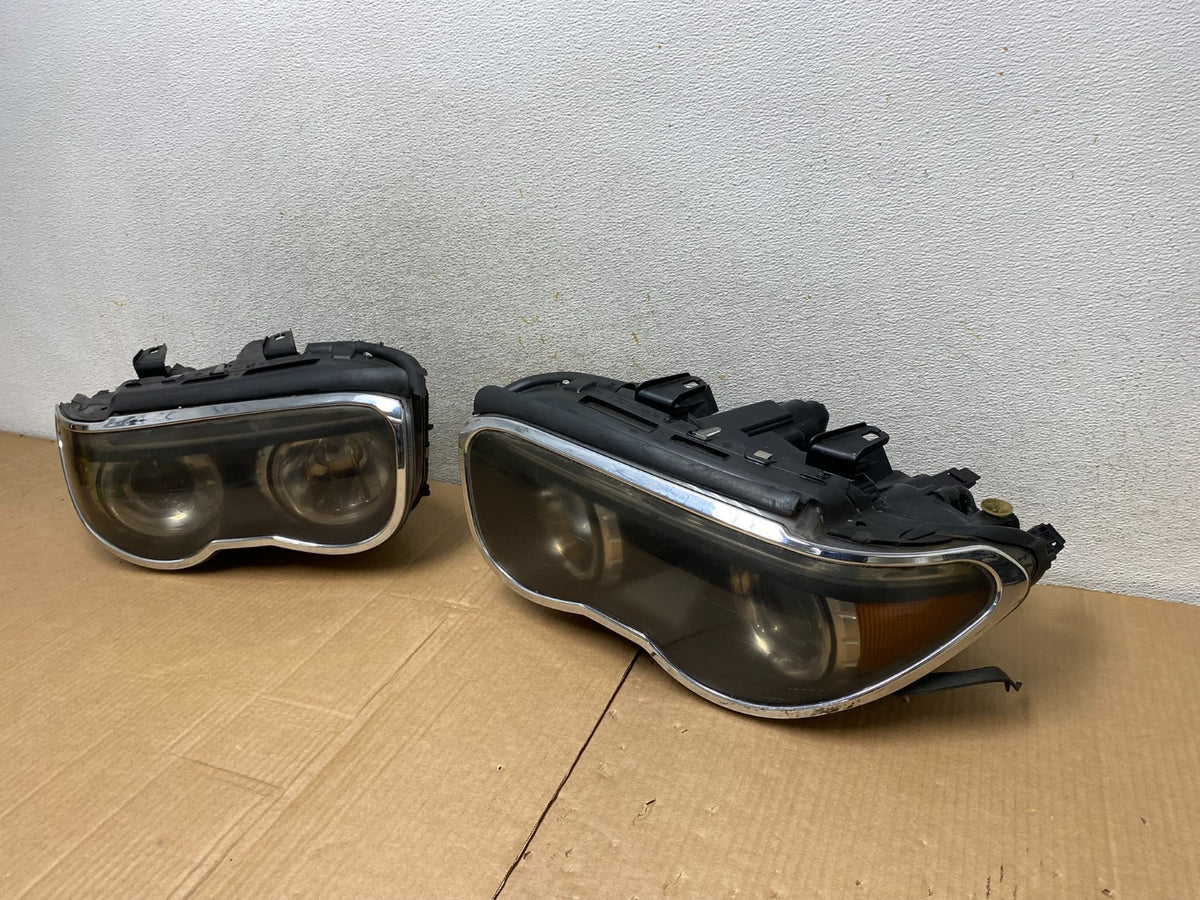 2002 to 2005 BMW 7 Series 745i Xenon Left+Right Headlights AI6877 DW1