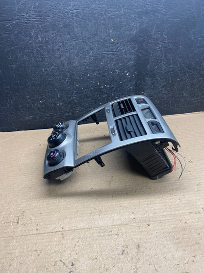 2009 to 2010 Kia Sportage Center Radio Climate Control Clock Trim AH5325 DG2