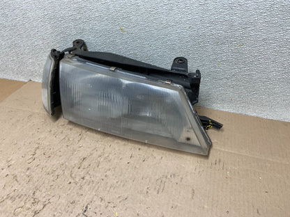 1995 to 1998 Nissan Sentra Passenger Right Side Headlight Z6459 DW1