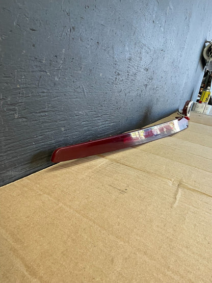 2005 2006 2007 Cadillac Sts Center Trunk Third Brake Led Tail Light Oe AC2075 DG2