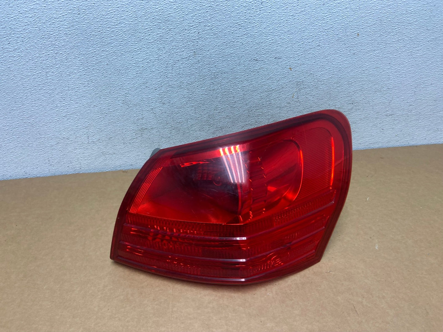 2008 to 2015 Nissan Rogue Right Passenger Rh Side Tail Light AD5291 LK0