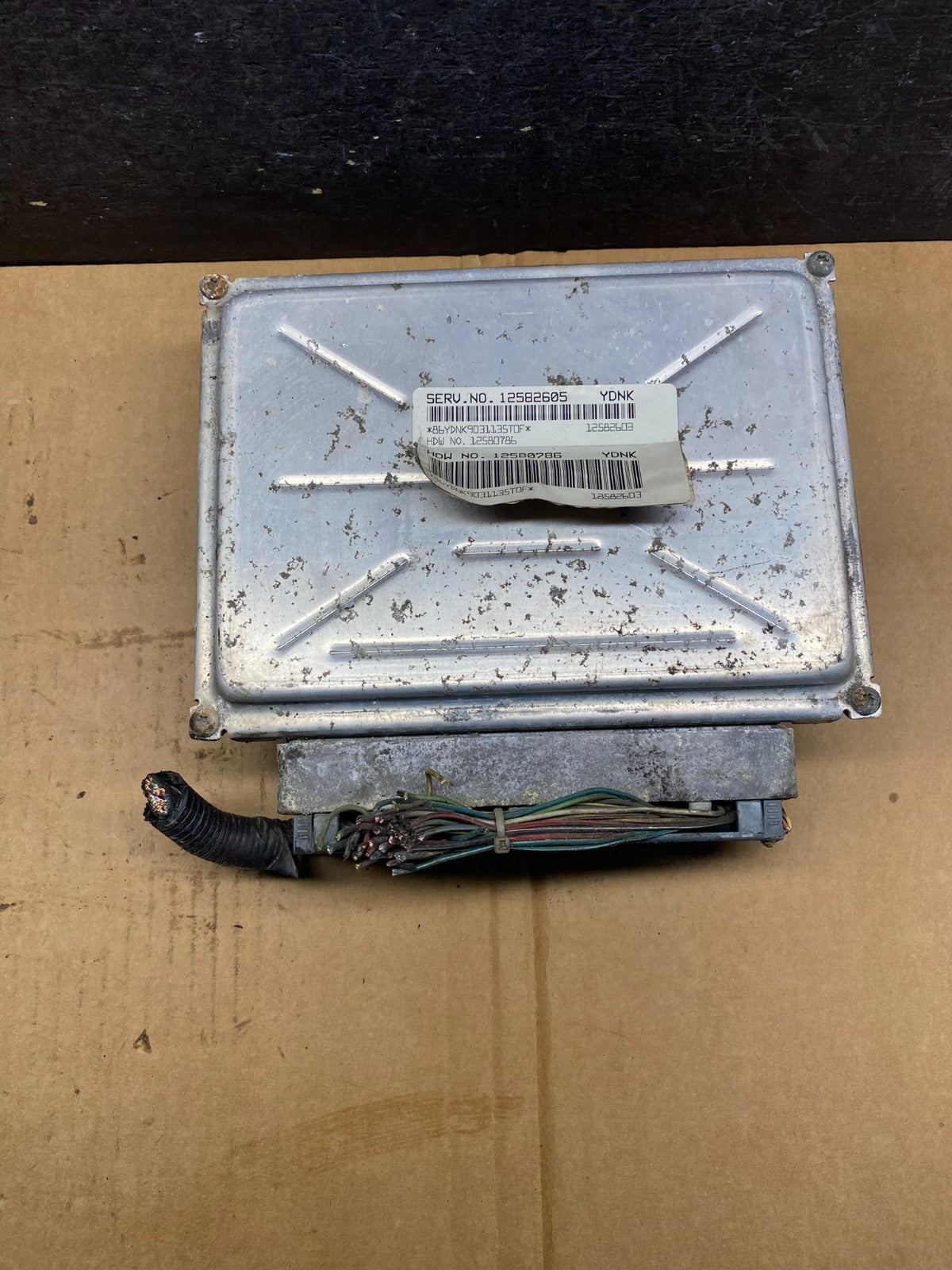 2003-2006 Chevrolet Tahoe Silverado Engine Control Unit Module ECM ECU AI9986 DW0