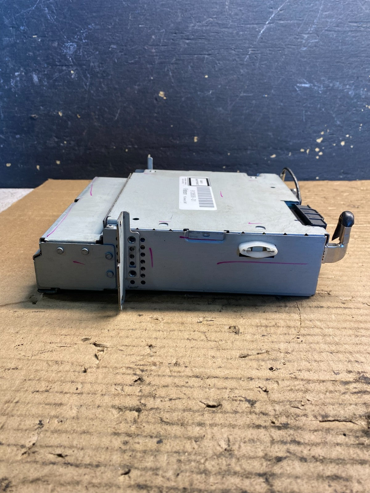 2007 - 2010 BMW X5 AM FM Radio CD Player Changer Navi Audio Unit AA5478 DG1