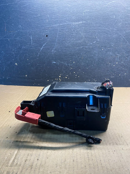 2012 to 2014 Dodge Charger Fusebox Fuse Box Relay Module AA76411