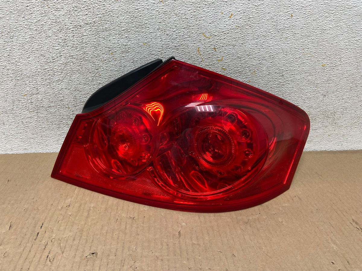 2007 to 2013 Infiniti G35 G37 Sedan Right Passenger Rh Tail Light AH5799 LK0