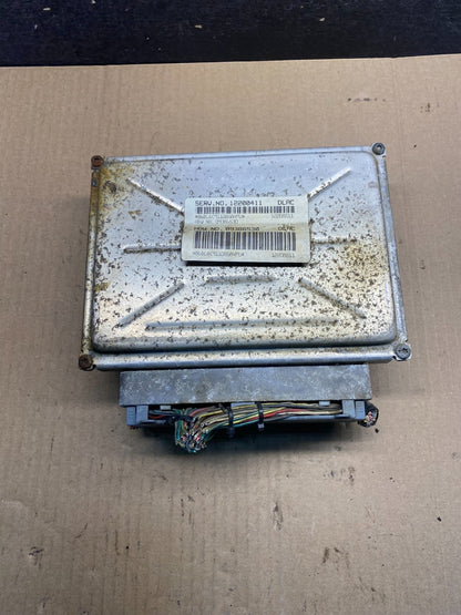 2001-2002 Silverado Tahoe Engine Computer Module 12200411 ECM ECU AH1639 DG0