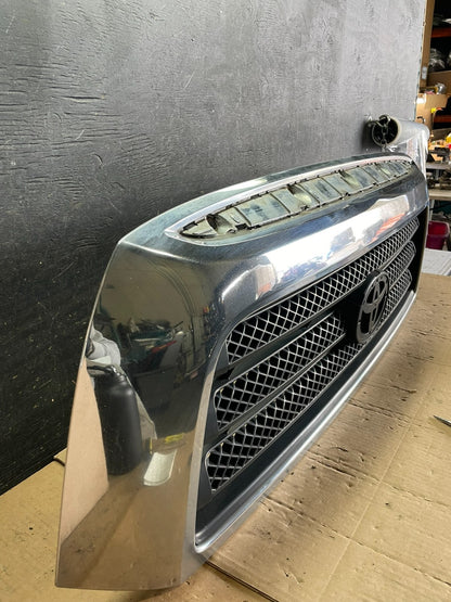 2007 to 2009 Toyota Tundra Front Upper Grill Grille W/ Emblem AA8913 DG2