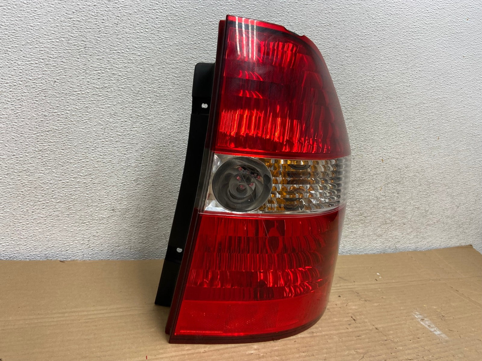 2001 2002 2003 Acura Mdx Right Passenger Rh Side Tail Light AG9038 LK1