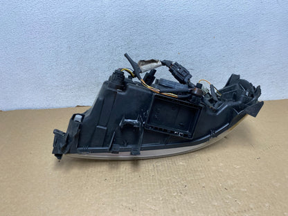 2005 to 2007 Volvo XC70 V70 Right Passenger RH Headlight AF7383 DW9