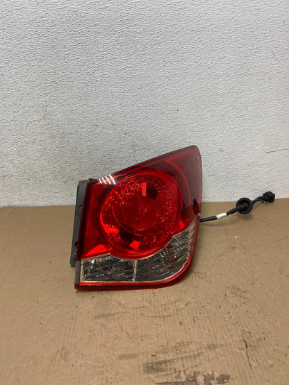 2011 2012 2013 2014 Chevrolet Cruze Right Passinger RH Side Tail Light AD7770 LK0