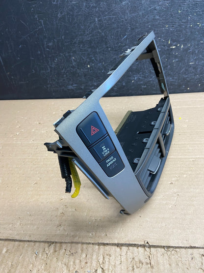 2006-2008 Honda Pilot Center Dash Radio Screen Display Trim Bezel AG0231 DG2