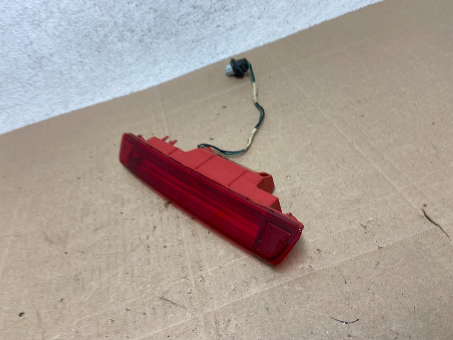 2005 to 2010 Honda Odyssey 3RD Brake Tail Light ae5033 DG1