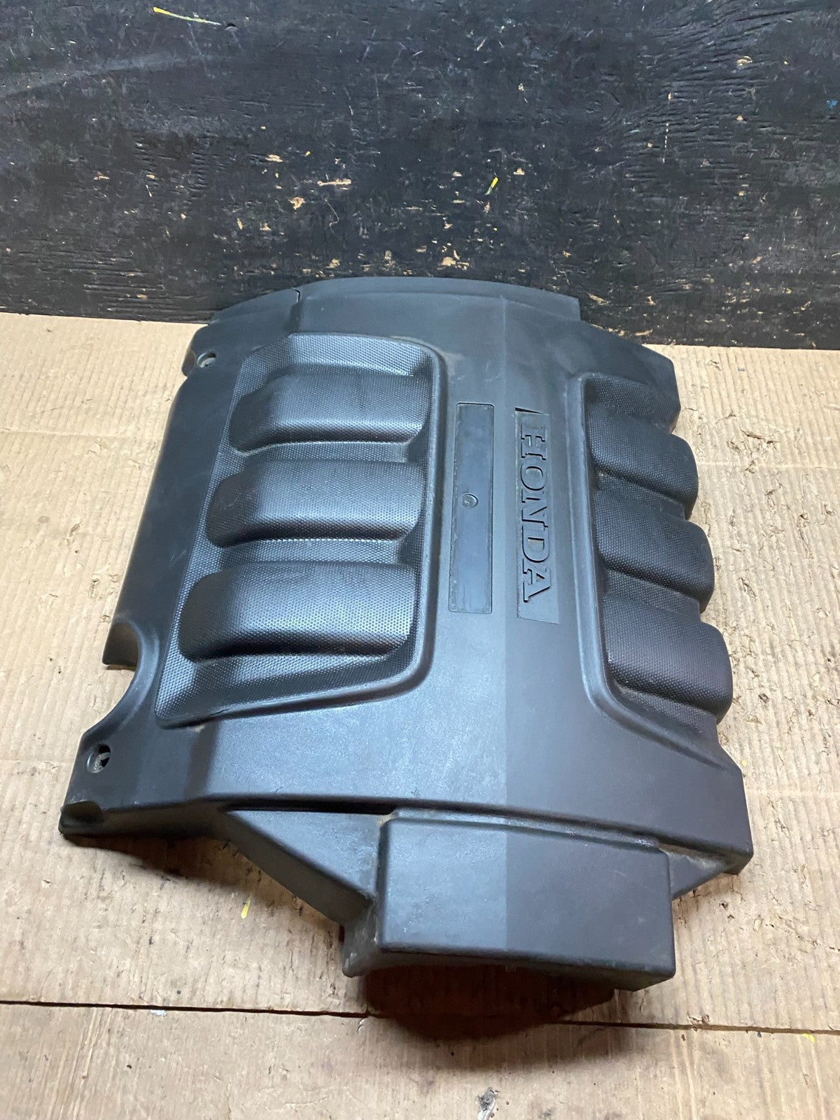 2005 to 2007 Honda Odyssey Black Engine Cover t9924 DG2