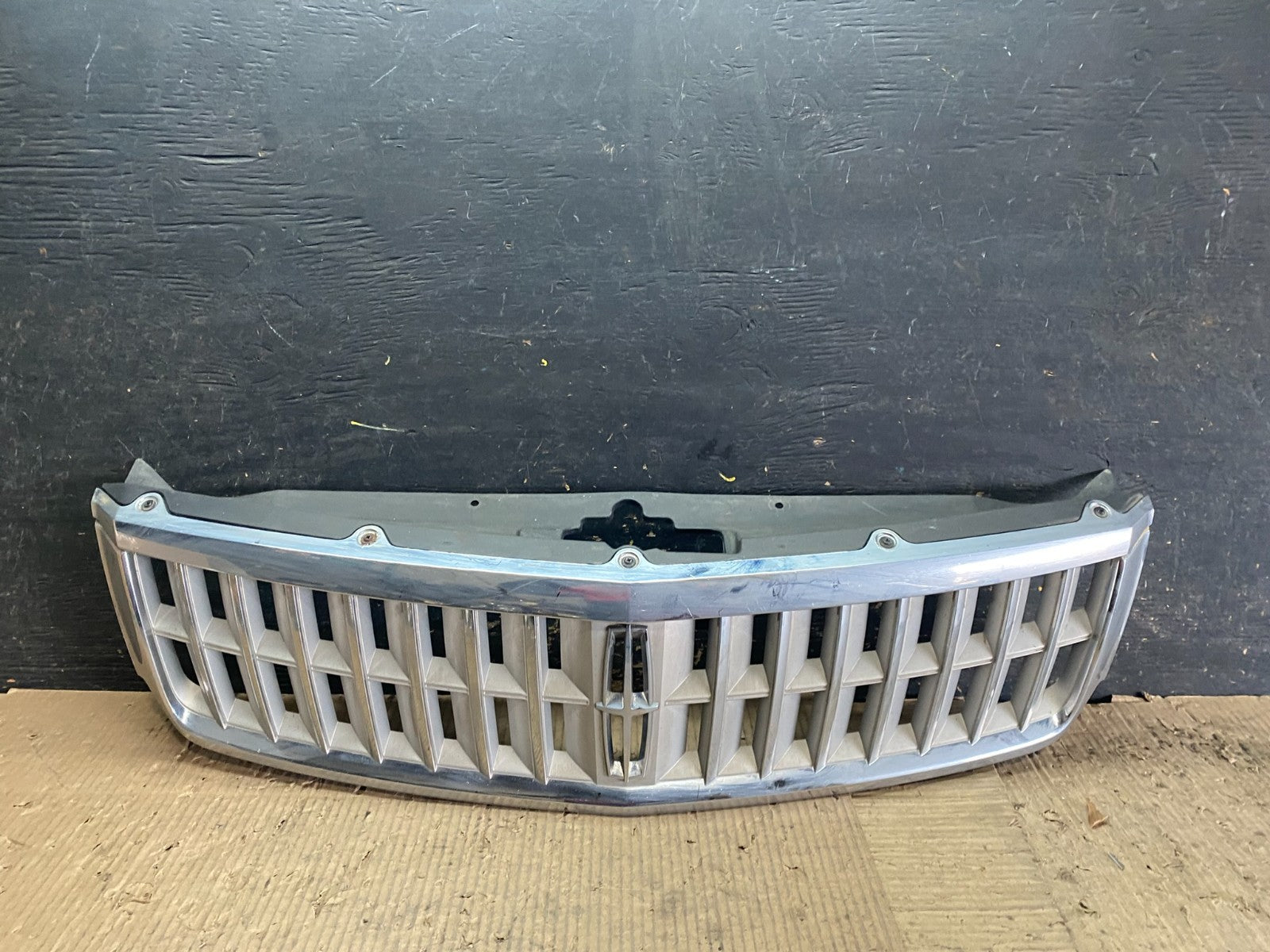 2006 to 2009 Lincoln Zephyr Mkz Chrome Front Upper Grill Grille W9868 DG0
