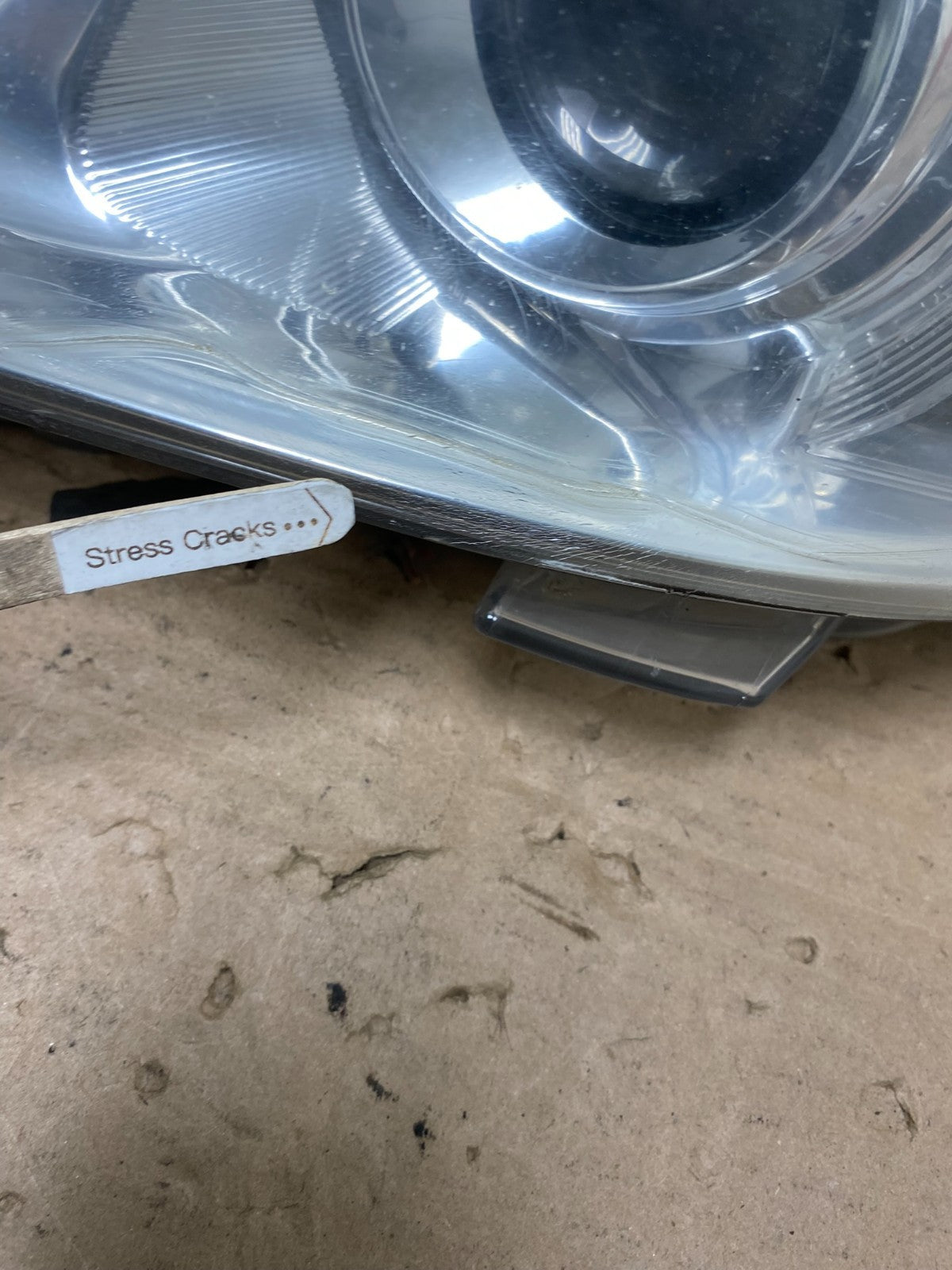 2010 - 2011 Toyota Camry Left Driver LH Halogen Headlight AI0992 DW4