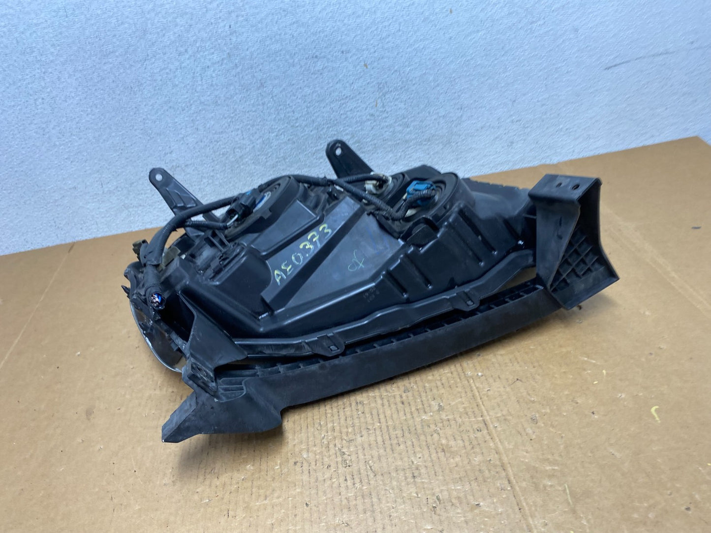2009 2010 2011 Honda Pilot Left Driver LH Halogen Headlight AE0373 DW9