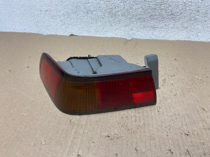 1997 1998 1999 Toyota Camry Tail Light Left Driver Rh Side AG6930 LK0