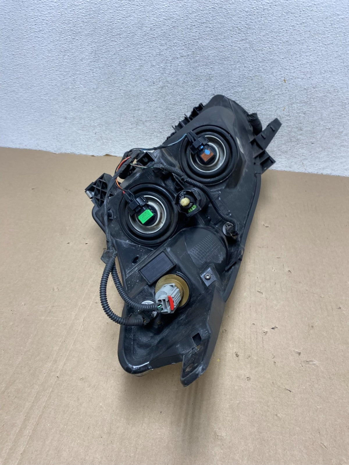Sedan 2010 2011 2012 Nissan Altima Headlight Right Passenger Rh AG6848 DW7