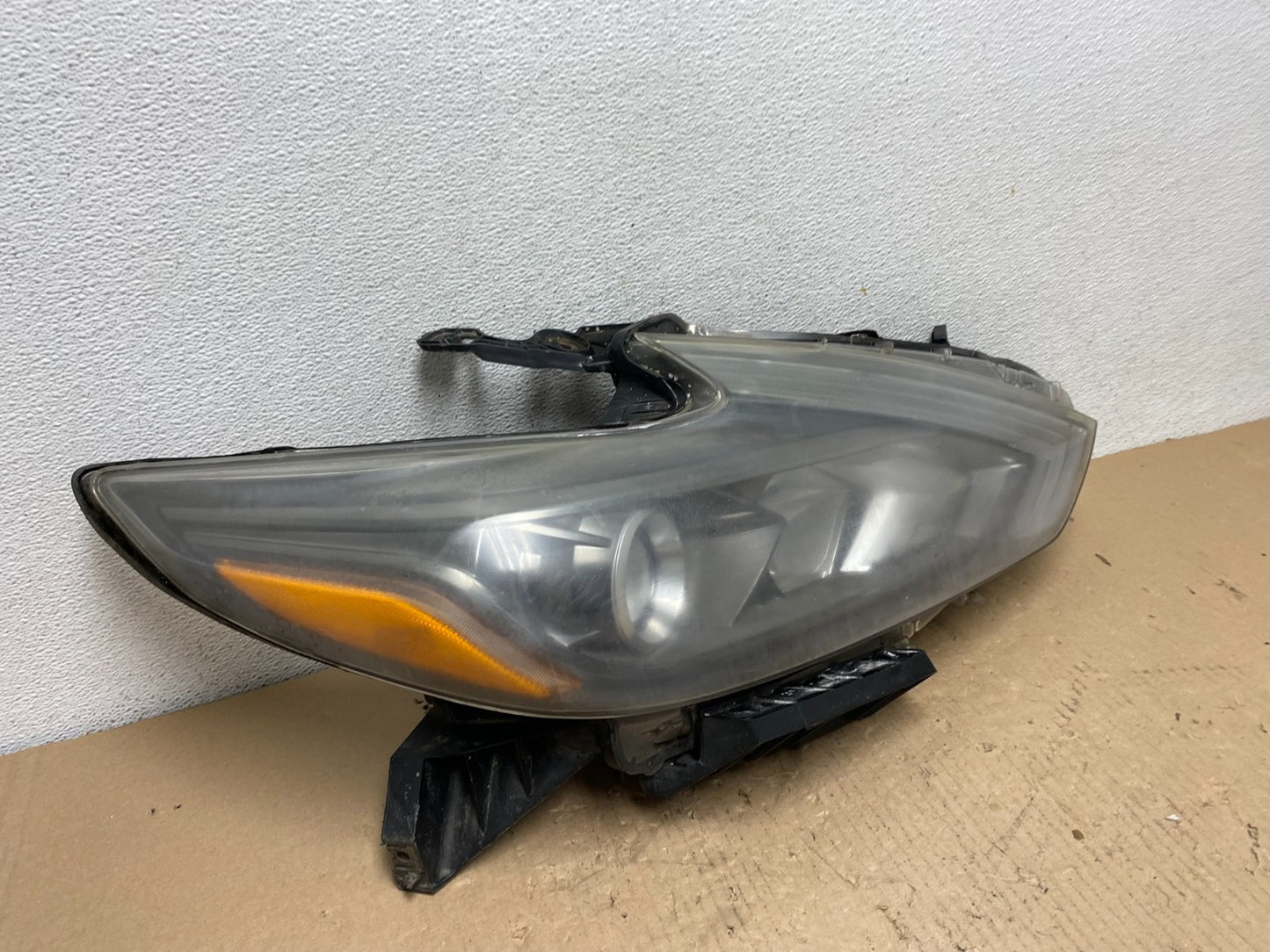 2016 - 2018 Nissan Altima Right Passenger RH Halogen Headlight AF3228 DW2