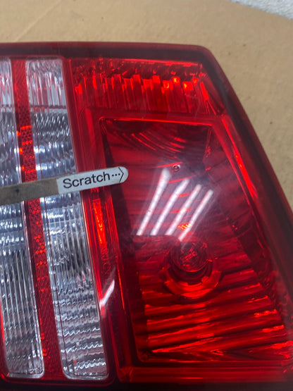 NO LED 2009-2011 Dodge Journey Right Passenger side Tail Light Inner M08034