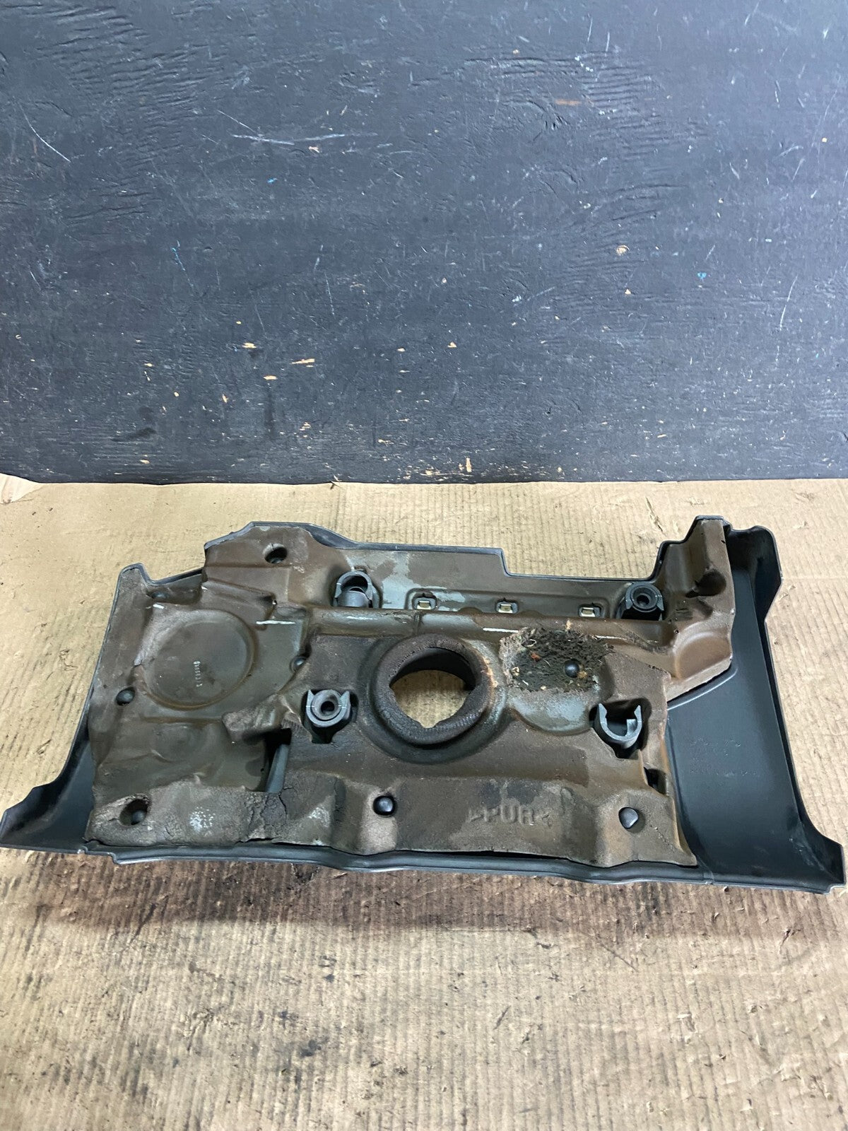2007 to 2014 Volvo XC90 OEM 3.2L Upper Top Engine Motor Dust Cover Oem O1034 DG4