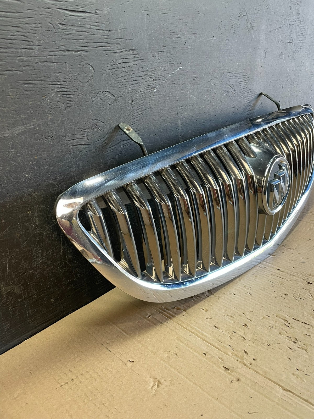 2008 to 2012 Buick Enclave Front Upper Grill Grille ae0764 DG2
