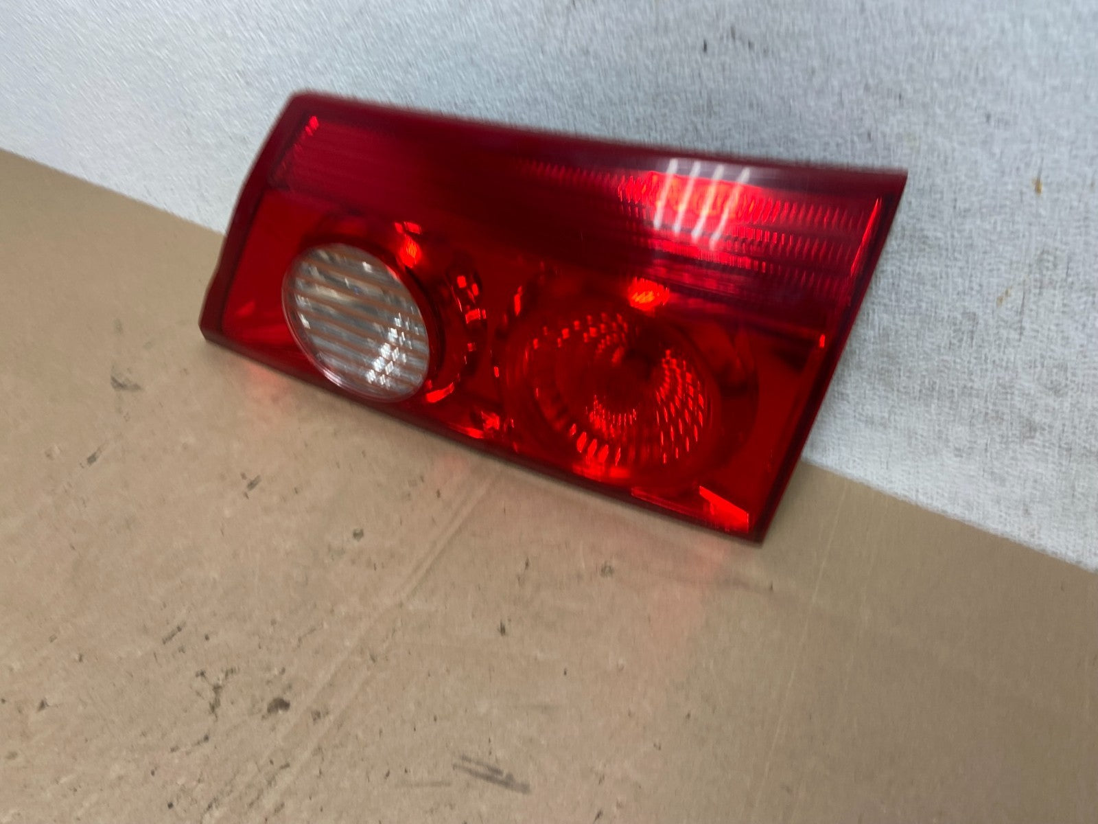 2006 to 2010 Toyota Sienna Right Passenger Rh Inner Tail Light AE6013 DW1