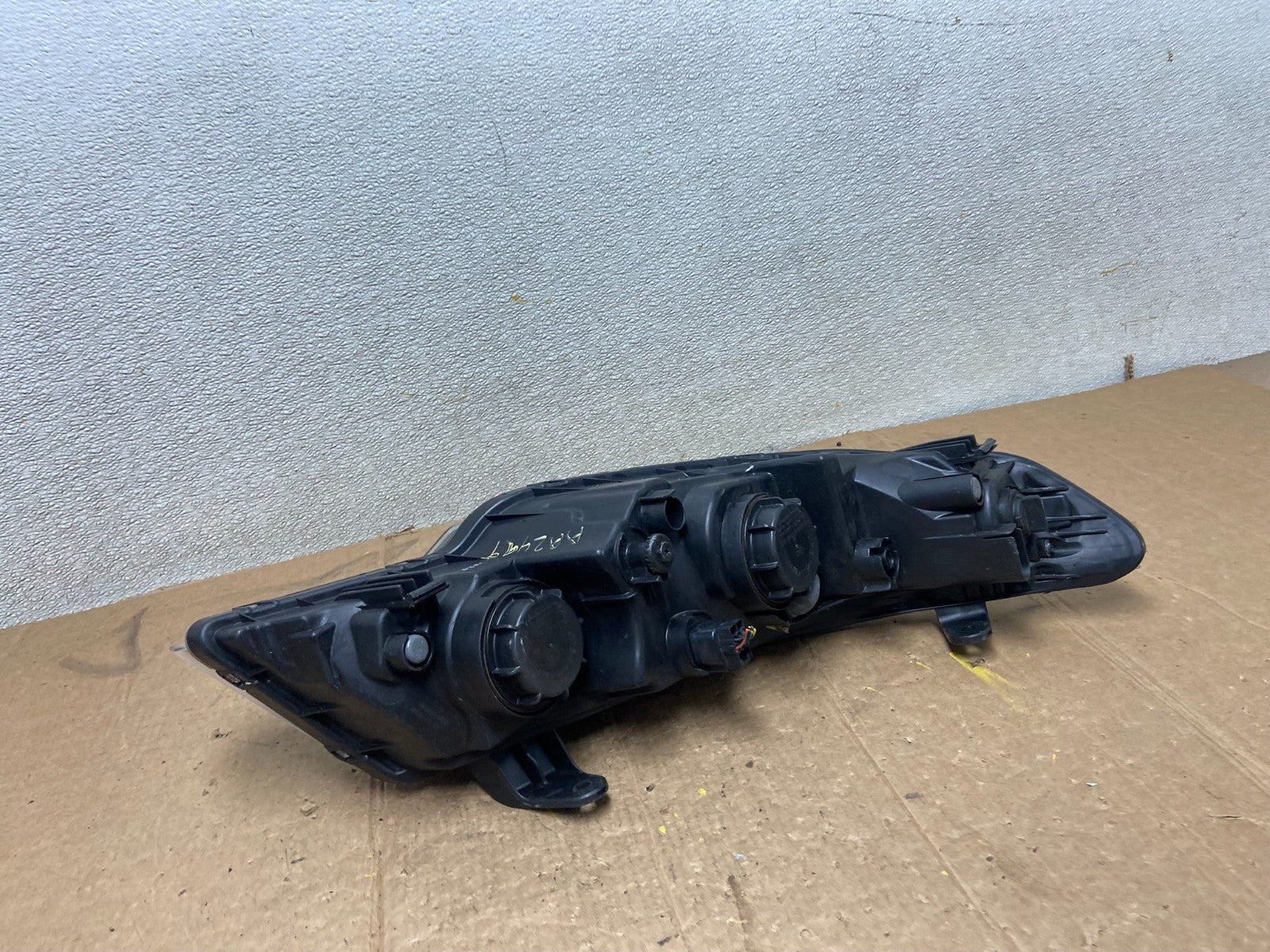 2010 2011 2012 Kia Forte Left Driver Side Headlight Halogen Oem AA24994