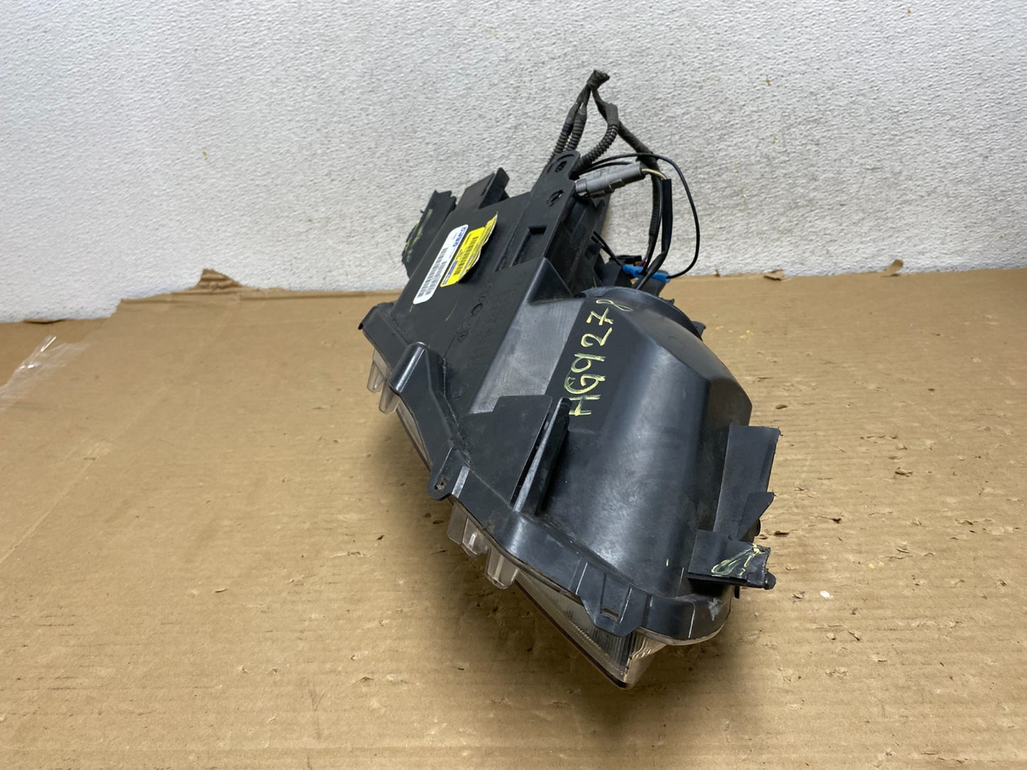 2010 - 2011 Toyota Prius Left Driver LH Blue Halogen Headlight DEPO AG9278 DW12