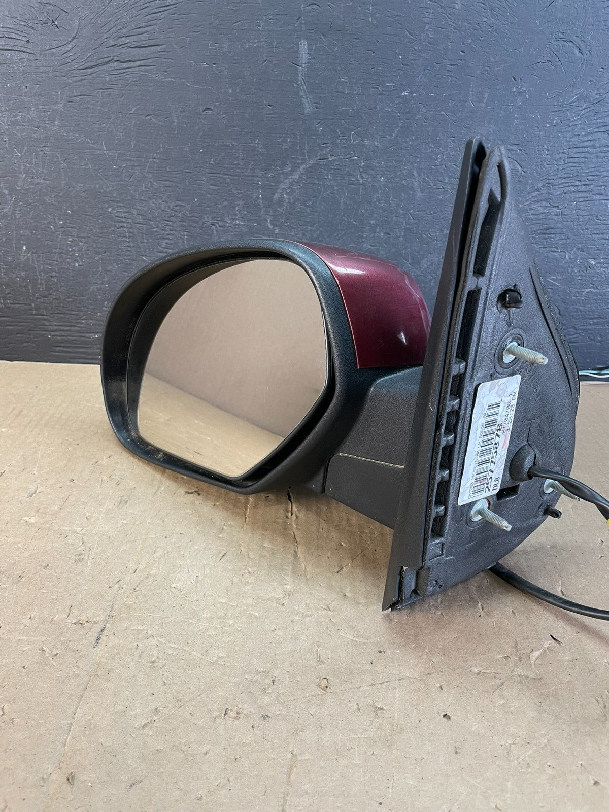 2007 to 2013 Chevrolet Tahoe Silverado Suburban Left Driver Mirror AD5873 DW2