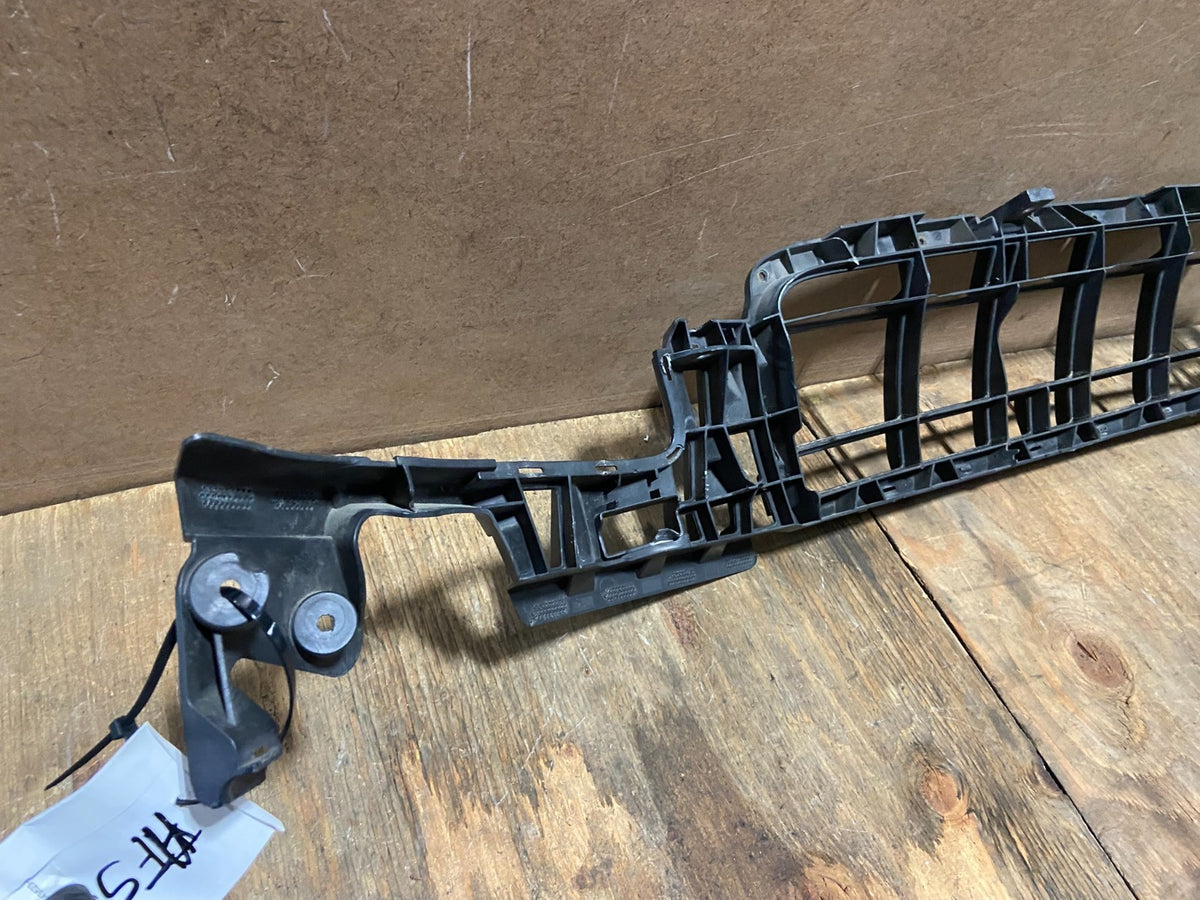 2005 to 2008 Audi A6 Front Bumper Cover Reinforcement AF54634