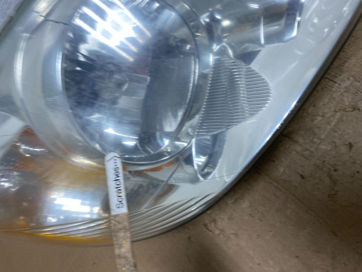 2005 to 2008 Toyota Corolla Right Passenger RH side Headlight Oem AB8450 DW3