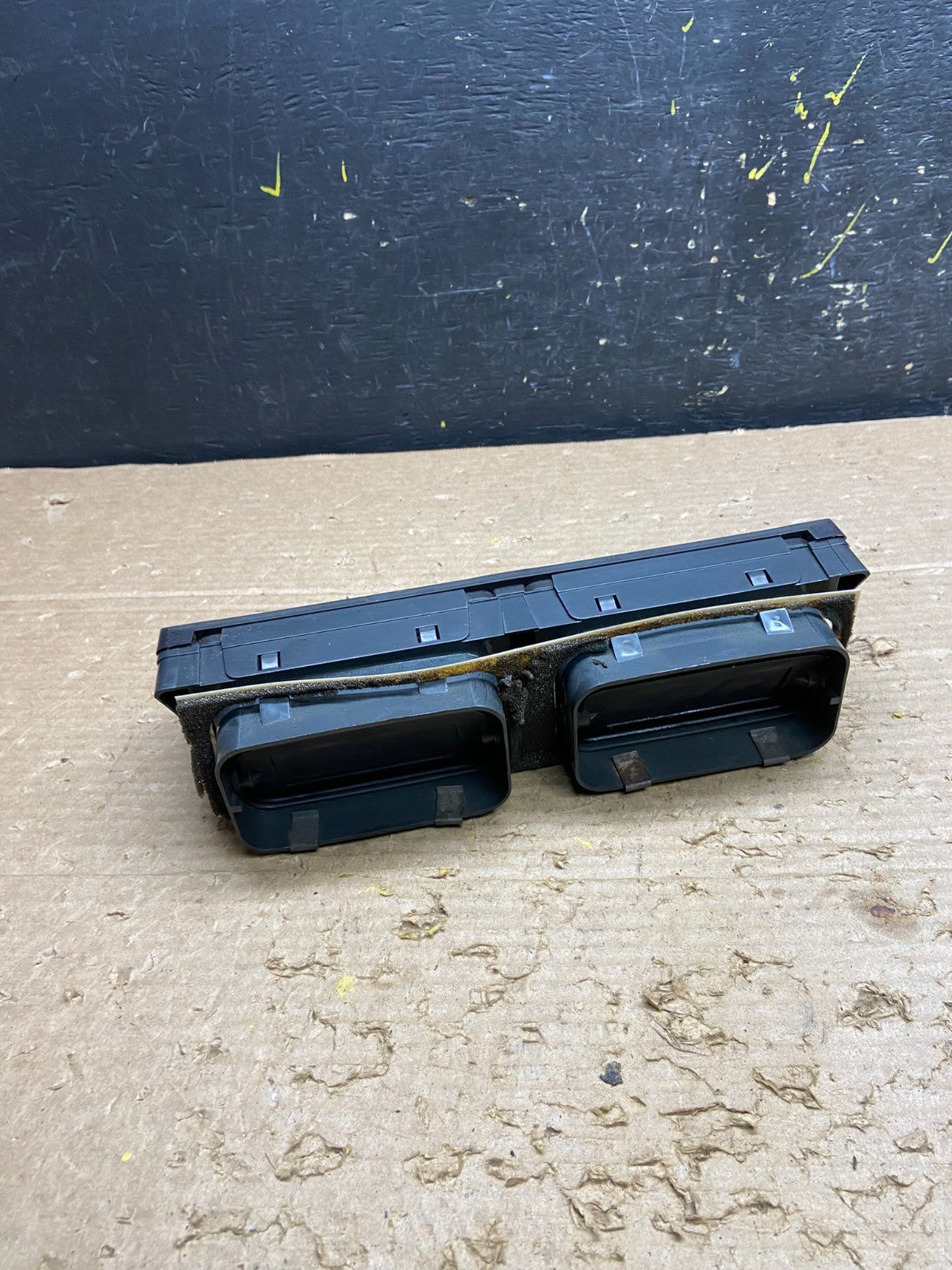 1995 - 2002 Range Rover Front Upper Center Dashboard Heater AC Air Vent w3275 DG3