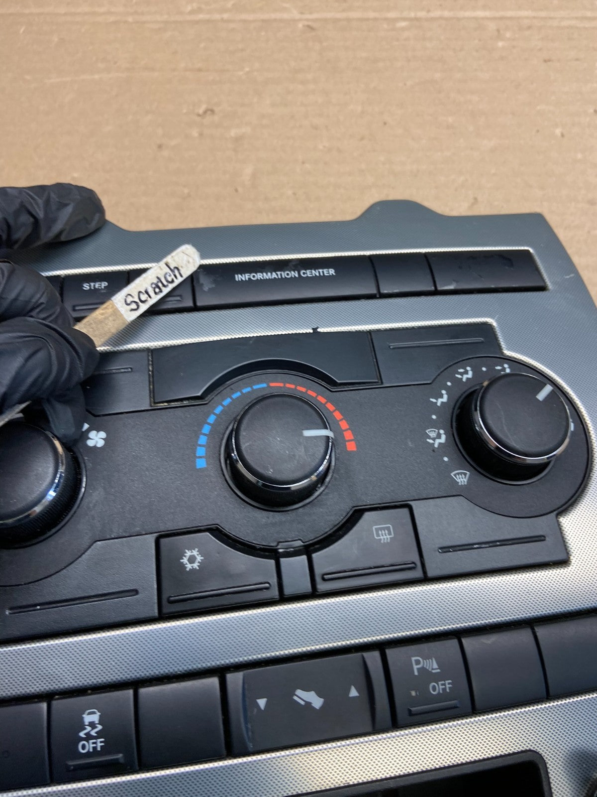2005 2006 2007 Jeep Commander Grand Cherokee A/C Climate Control Bezel AG5141 DG1