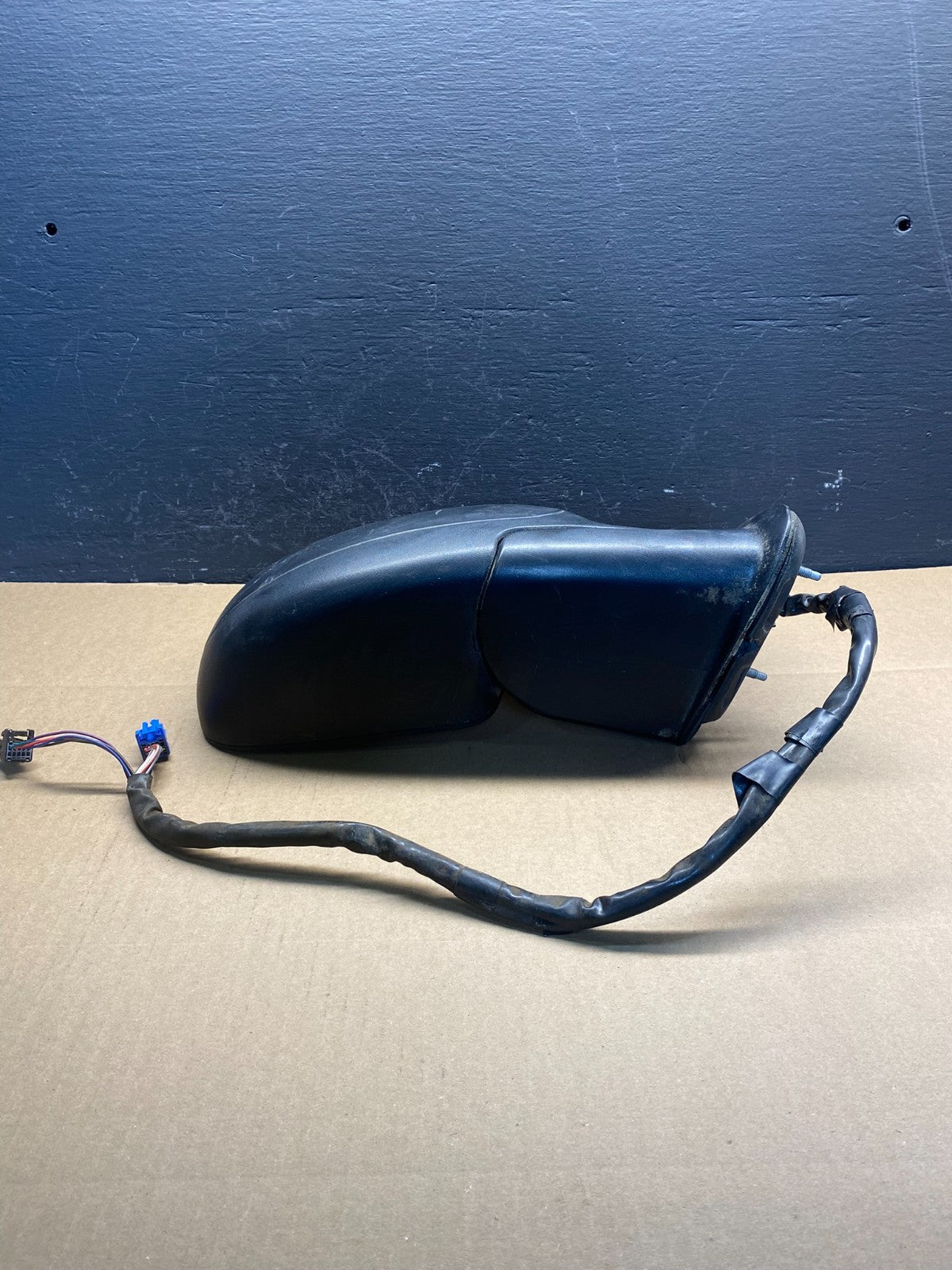 2003-2006 Chevrolet Tahoe Suburban Right Passenger Turn Door Mirror AC2436 MS3