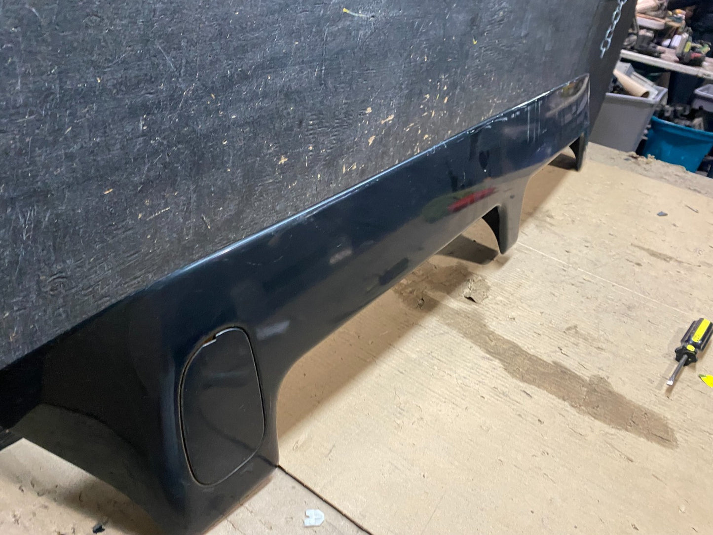 2000 to 2006 Mitsubishi Montero Rear Spoiler Trunk Wing OEM X3319 DG2