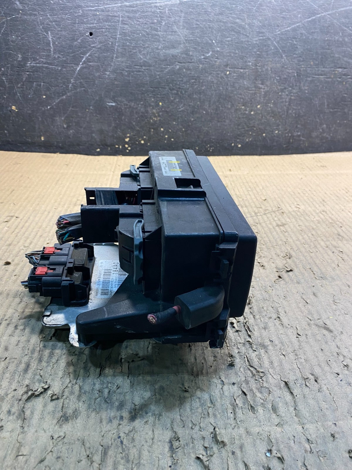 2007 2008 2009 Dodge Durango Fuse Box Relay Panel Body Module BCM Oem Y1546 DG2