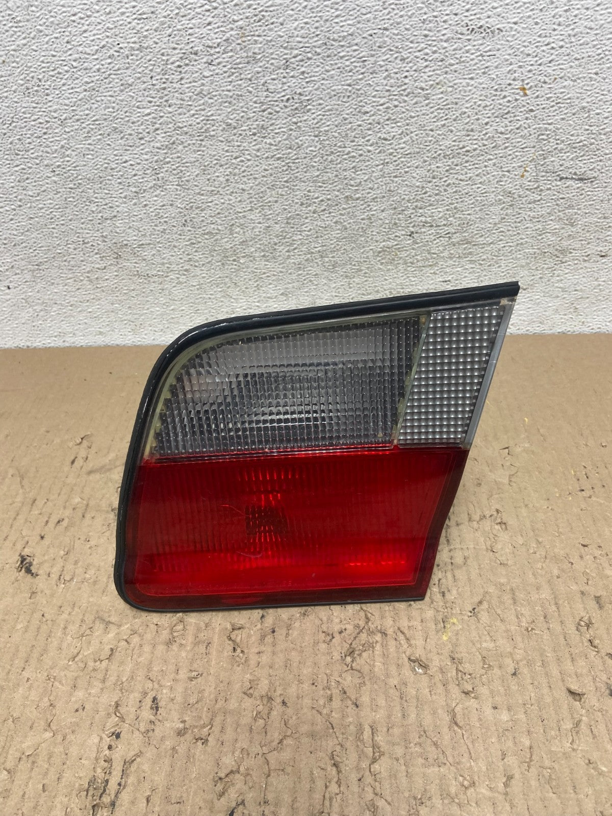1995 1996 Nissan Maxima Right Passenger RH Side Inner Tail Light AF7148 DW0