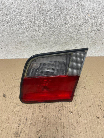 1995 1996 Nissan Maxima Right Passenger RH Side Inner Tail Light AF7148 DW0