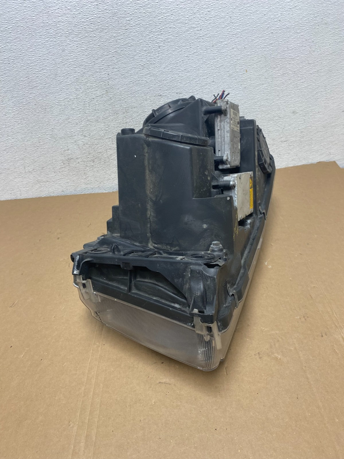 2006-2009 Land Rover Range Rover Right Passenger Xenon Headlight AD7882 DW8