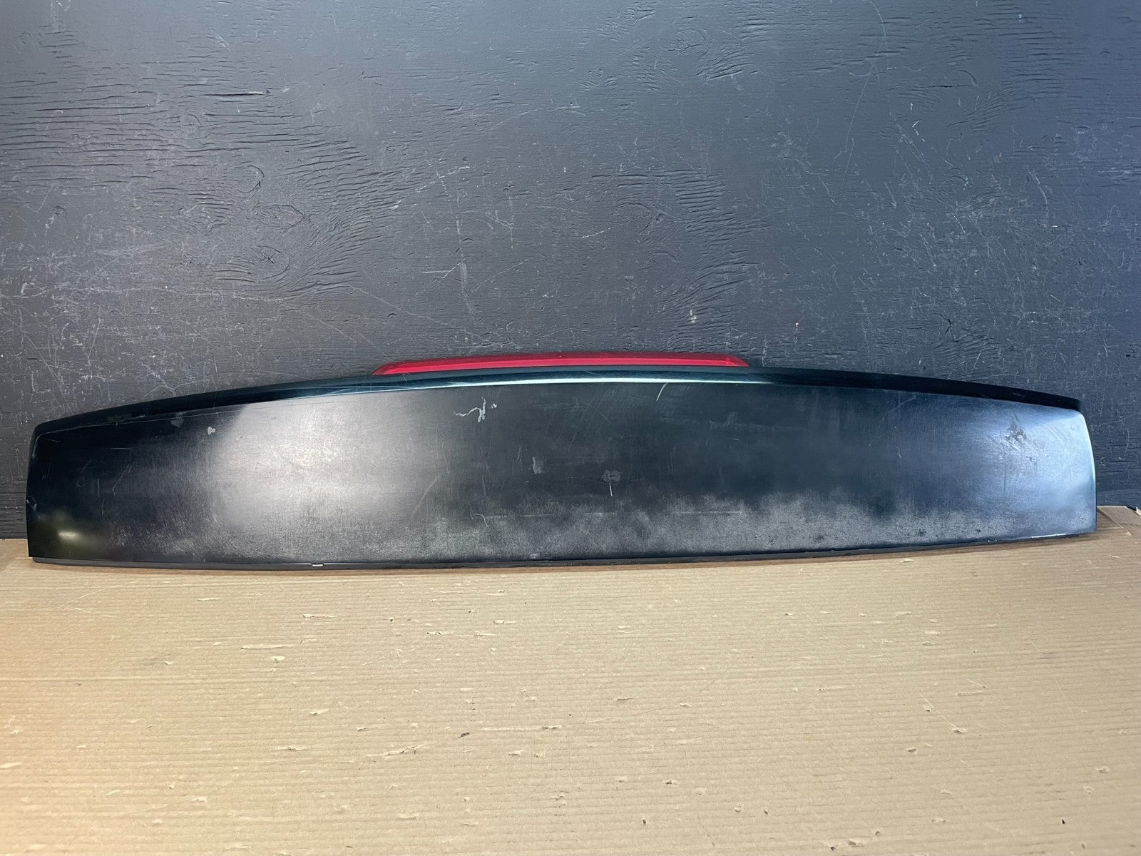 2007-2014 Chevrolet Tahoe Suburban Yukon Spoiler Wing 3rd Brake Light AE9949 DG0