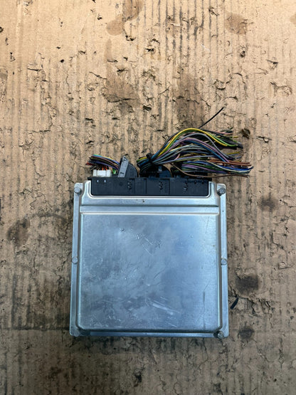 1999 to 2005 Mercedes E320 CLK320 Engine Control Unit ECU Module v2252 DG1