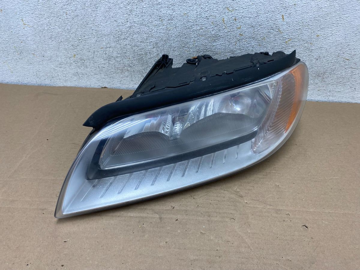 2008 to 2013 Volvo XC70 V70 S80 Driver Side Left Halogen Headlight AH9367 DW2
