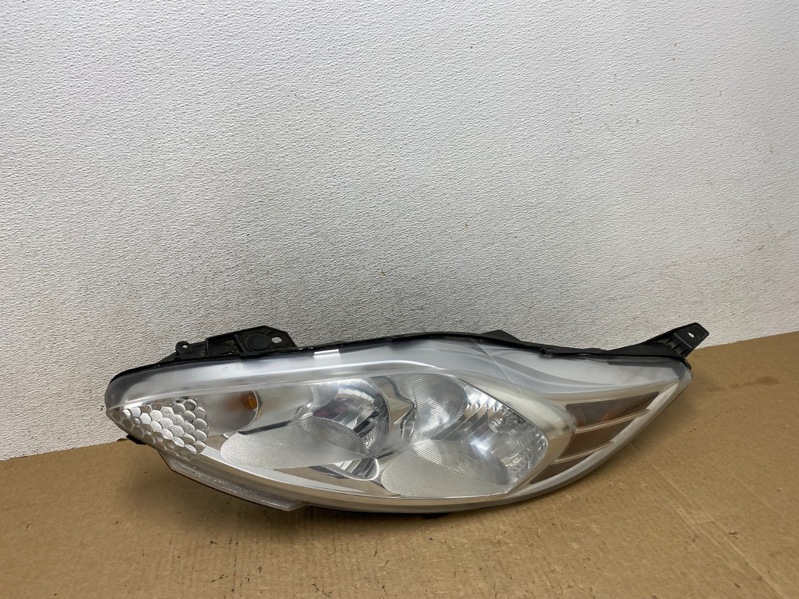 2011 2012 2013 Ford Fiesta Left Driver LH Halogen Headlight AF9783 DW0